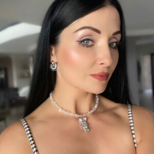 «HEDWIG» Semi-Fine Natural Stone Choker Necklace with Swarovski Pendant And Earrings Jewellery Set - Image 4