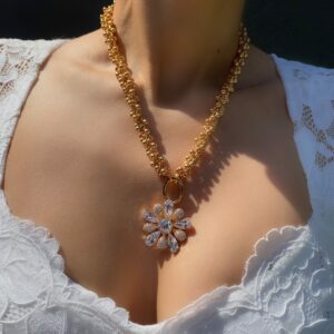 «LATICA» Semi-Fine Chain And Crystal Luxury Necklace ⠀ - Image 6