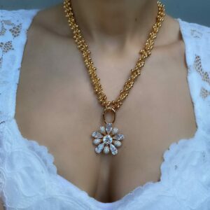 «LATICA» Semi-Fine Chain And Crystal Luxury Necklace ⠀ - Image 7