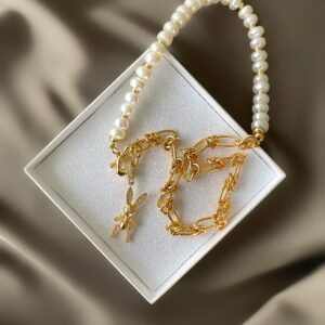 «NU, POGODI!» Luxury Semi-Fine Natural Pearl And Stone Trendy Necklace - Image 2