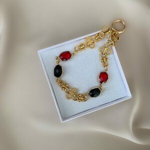 «LAURA» Semi-Fine Chain Choker Necklace - Image 6