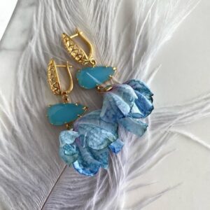 «PETITE FLORAL» Semi-Fine Natural Stone Luxury Necklace And Earrings Jewellery Set⠀ - Image 3