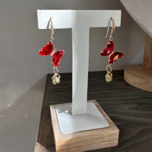 Elegant Dangling Earrings One And Only Captivating "BETTY" - Image 3