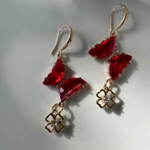 Elegant Dangling Earrings One And Only Captivating "BETTY" - Image 4
