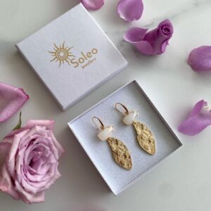 «FOGLIE» Trendy Gold-Plated & Crystal Glass Drop Earrings - Image 2