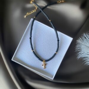 «COME FLY WITH ME» Trendy Resin Necklace-Choker With Small Airplane Charm - Image 5