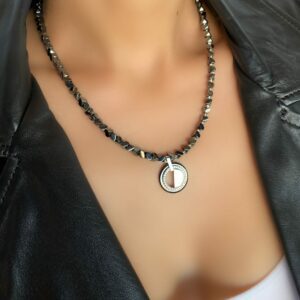 «DINARA» Trendy Choker Necklace With Swarovski Crystals - Image 3