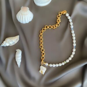 «LYRICA» Semi-Fine Pearl And Chain Luxury Necklace With Shell Pendant - Image 3