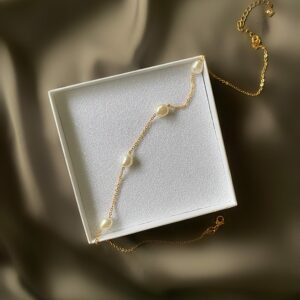 «PERLE» Petite Choker Necklace With Natural Pearls - Image 5