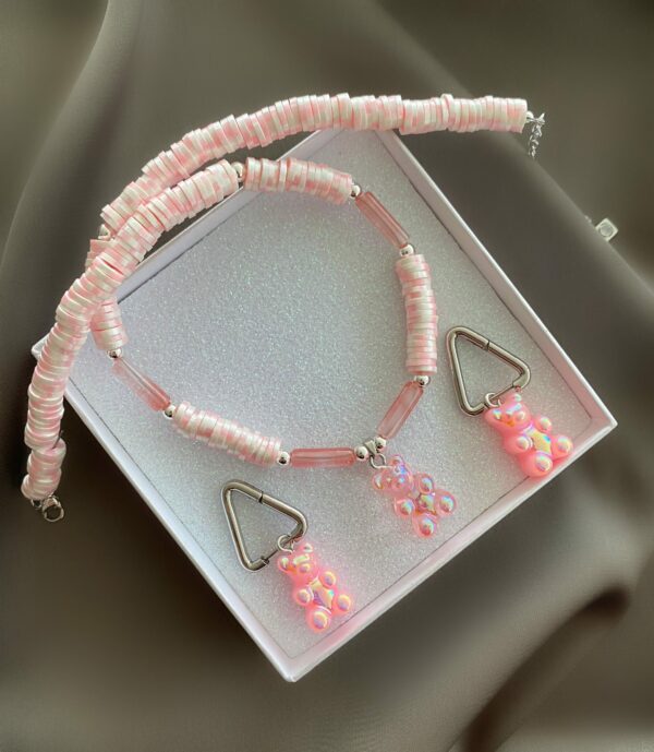 «GUMMY BEAR» Trendy Resin And Pink Quartz Necklace-Choker And Earrings Jewellery Set⠀