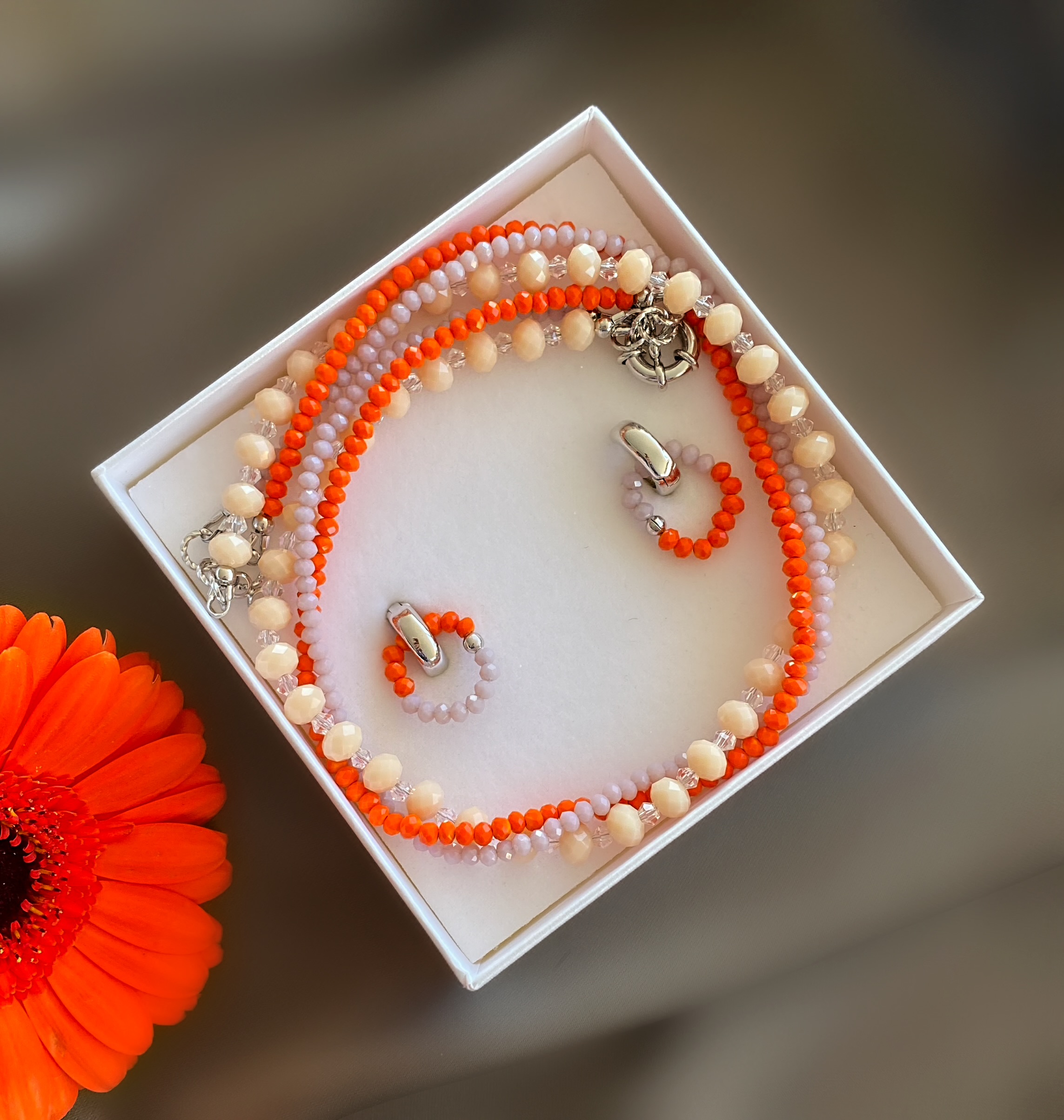 Gerbera jewellery store