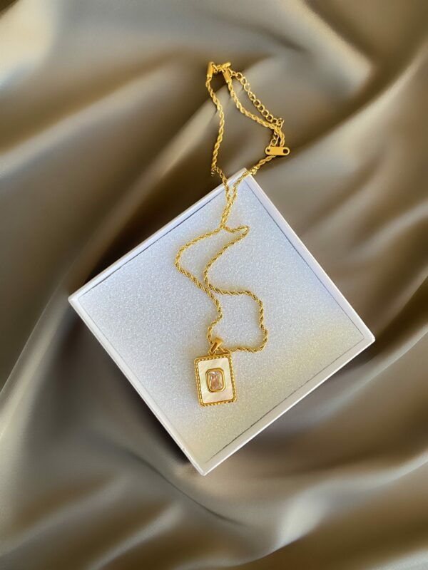 «ALYA» Waterproof Necklace For Women / Gold-White Color⠀