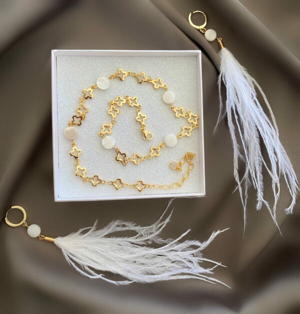 «WHITE ANGEL» Semi-Fine Beautiful Feather Earrings & Chain Necklace Jewellery Set