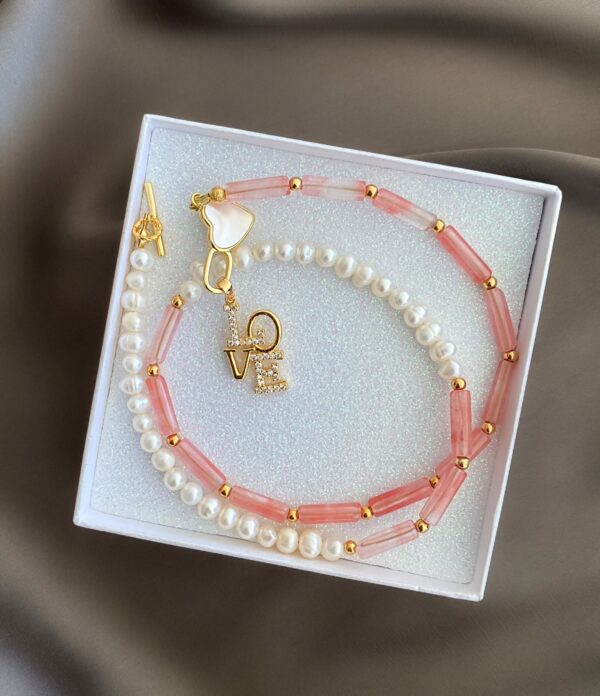 «P.S. I LOVE YOU» Semi-Fine Natural Pink Quartz & Pearl Trendy Necklace