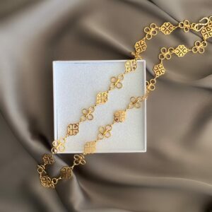 «CASSIA» Semi-Fine Luxury Chain Necklace  - Image 3