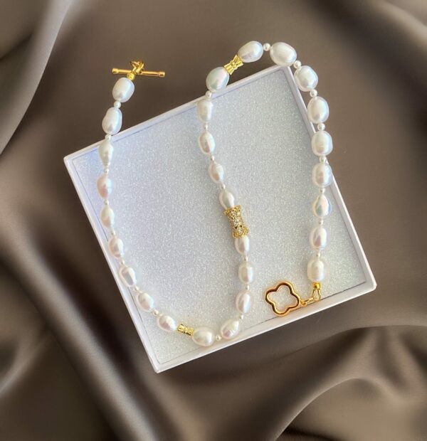 «MIA» Semi-Fine Beautiful Pearl Necklace