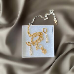 «MISHA» Beautiful Chain and Crystals Necklace And Crystal Earrings Luxury Jewellery Set - Image 3