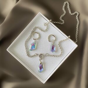 «CINDERELLA» Luxury Semi-Fine Chain Necklace and Earrings With Crystals - Image 4
