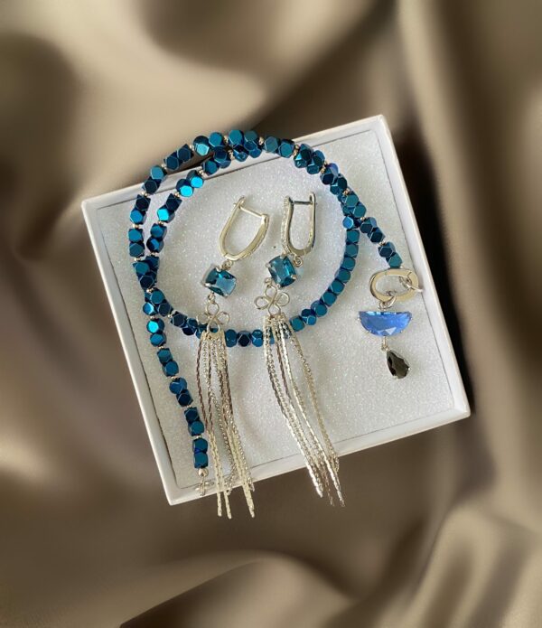 «NYX» Semi-Fine Necklace And Earrings Jewellery Set⠀
