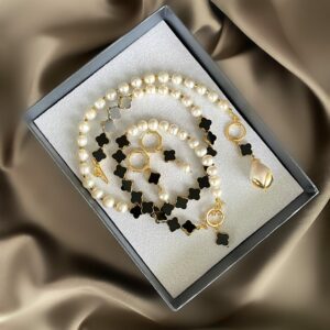 «YIN AND YANG» Semi-Fine Natural Stone Necklace, Bracelet And Earrings Jewellery Set⠀ - Image 2