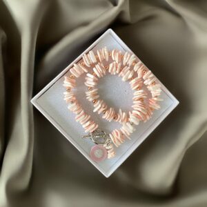 «DEL-MAR» Trendy Semi-Fine Natural Shell Choker Necklace With Swarovski Crystal⠀ - Image 3