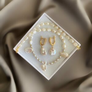«LUANA» Semi-Fine Natural Pearl Necklace And Earrings Luxury Jewellery Set - Image 3