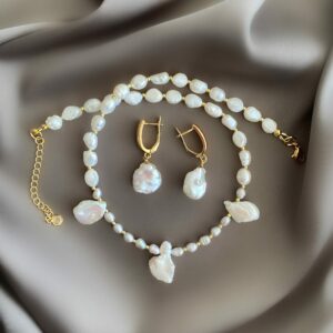 «LUANA» Semi-Fine Natural Pearl Necklace And Earrings Luxury Jewellery Set - Image 4