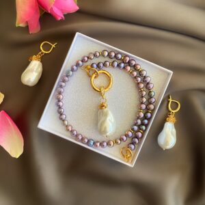 «BAROQUE» Beautiful & Luxury Necklace With Baroque Pearls & Earrings Jewellery Set - Image 3
