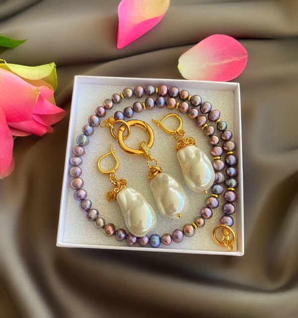 «BAROQUE» Beautiful & Luxury Necklace With Baroque Pearls & Earrings Jewellery Set