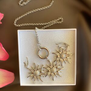 «ESTRELA» Trendy Chain Necklace & Earrings Jewellery Set - Image 4