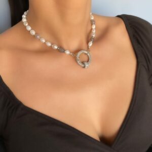 «IVANA» Semi-Fine Luxury Pearl Trendy Necklace  - Image 3