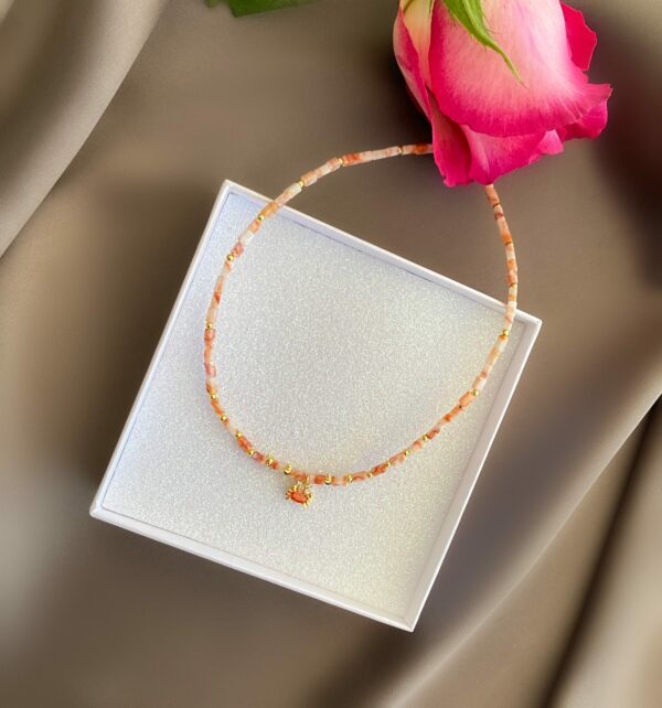 «CRABE» Semi-Fine Natural Agate Choker - Necklace With Trendy Pendant