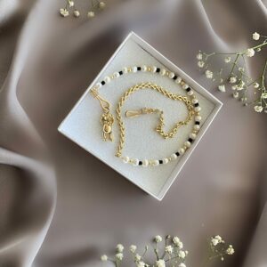 «TRENDY TEDDY» Semi-Fine Luxury Pearl And Chain Necklace ⠀ - Image 3