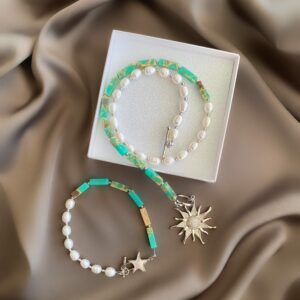 «DE SOLEIL» Semi-Fine Luxury Natural Stone And Pearl Necklace & Bracelet Jewellery Set⠀ - Image 3