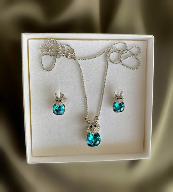 «CUTTIES» Trendy Semi-Fine Swarovski Crystals Pendant Necklace And Earrings
