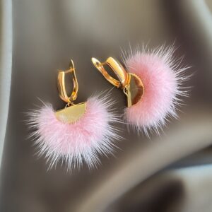 «À LA RUSSE» Semi-Fine Trendy Earrings With Pink Fur - English Lock - Image 7