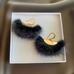 «À LA RUSSE» Semi-Fine Trendy Earrings With Black Fur - English Lock - Image 6