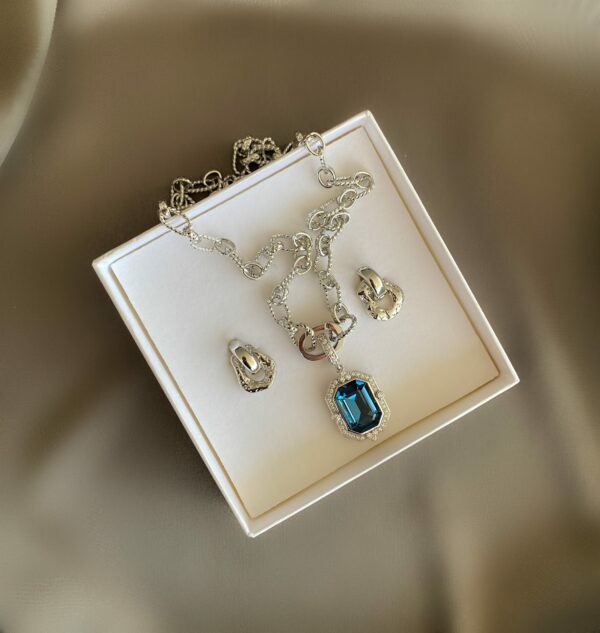 «BLUELAND» Semi-Fine Beautiful Chain Necklace With Swarovski Crystals Pendant & Earrings Jewellery Set