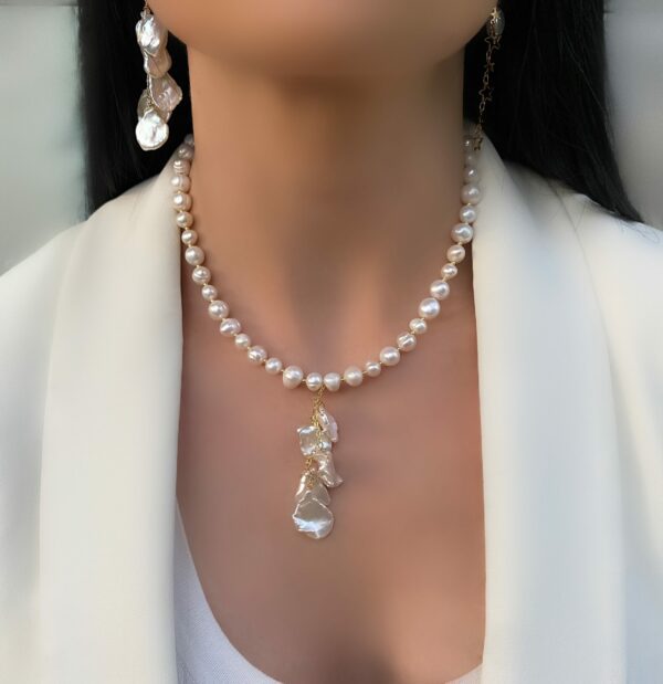 «PERLE FAVORI» Semi-Fine Pearl Choker Necklace and Earrings Luxury Jewelry Set