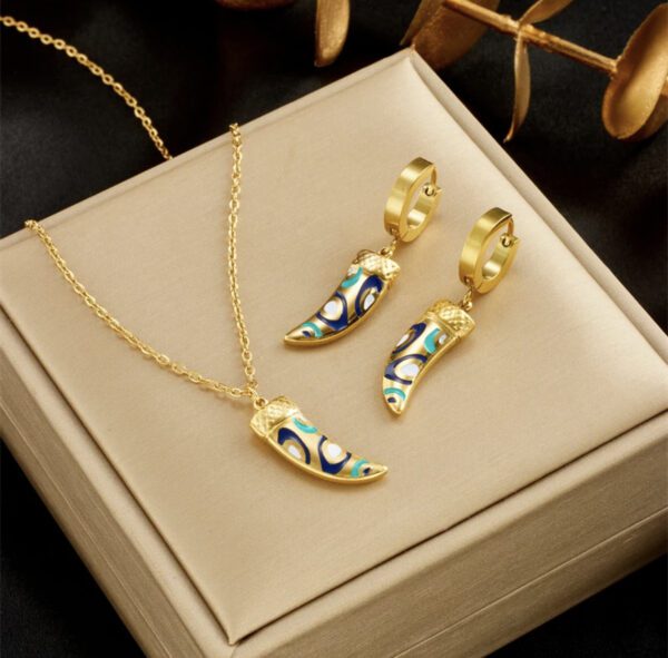 «MAGIC TOOTH» New Fashion Waterproof Pendant Necklace & Earrings Jewellery Set For Women / Gold Color