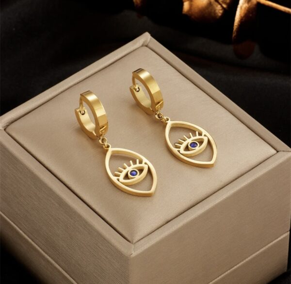 «EYELASH EYES» New Fashion Waterproof Earrings For Women / Gold Color