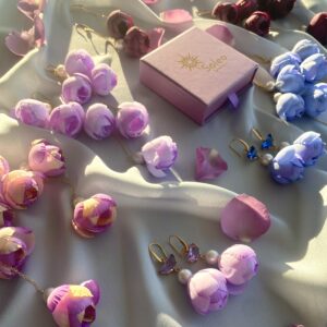 «BELLE FLEUR» Beautiful Floral Drop Earrings Collection - Lilac - Image 5