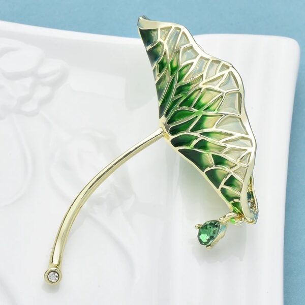 «WATERDROP LOTUS» New Fashion Brooch For Women ⠀