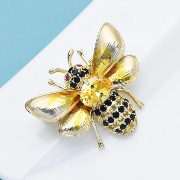 «LUXURY BEE» New Fashion Brooch For Women