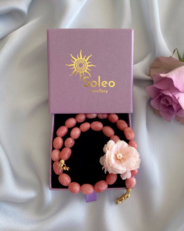 «PETITE FLORAL» Luxury Natural Stone Necklace With Beautiful Flower