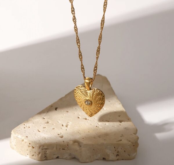 «HEART» Waterproof Necklace For Women / Gold Color⠀