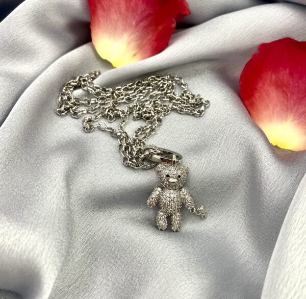 «BALOO» Beautiful & Trendy Necklace With Cute Teddy Bear Pendant - Silver Color