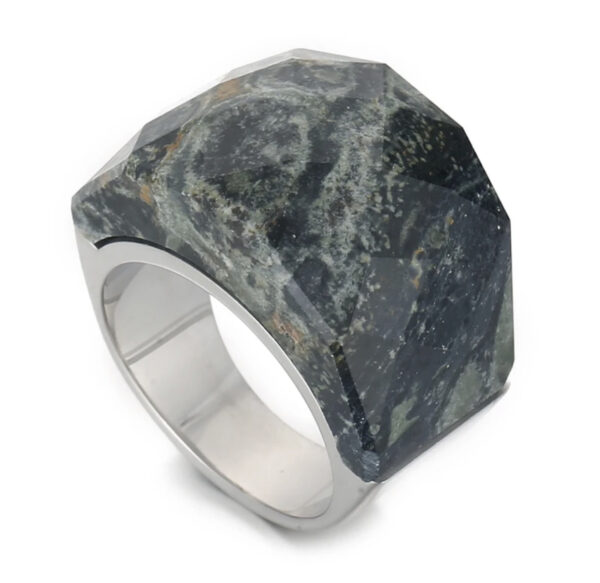 «TEMPTATION» - Luxury Stainless Steel Rings With Natural Dark Green Stone