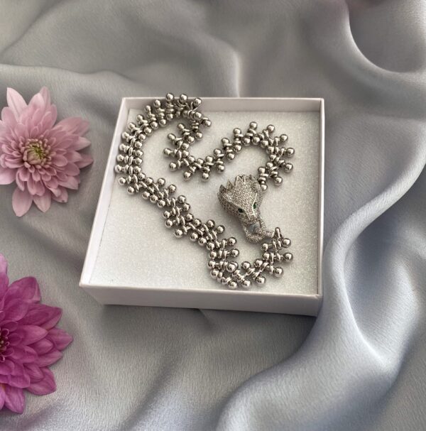 «IMOOGI» Luxury Chain Choker -Necklace With Beautiful Cubic Zirconia Pendant