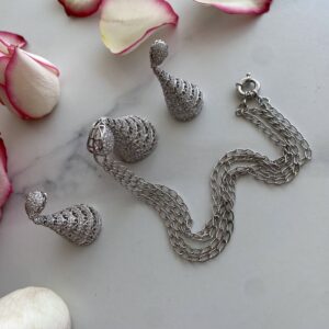 «BELL'S BIJOUX» Captivating Artisan Crafted Necklace & Earrings Jewellery Set 1 - Image 4